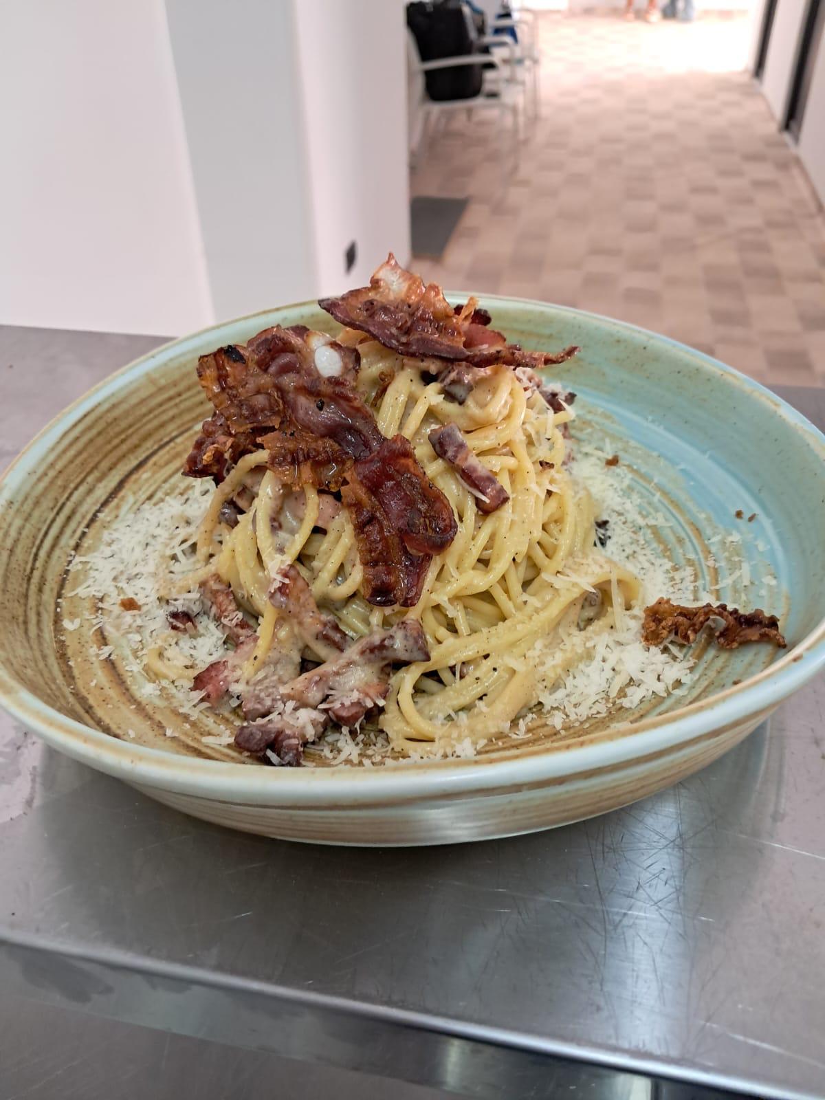 Spaghete Carbonara